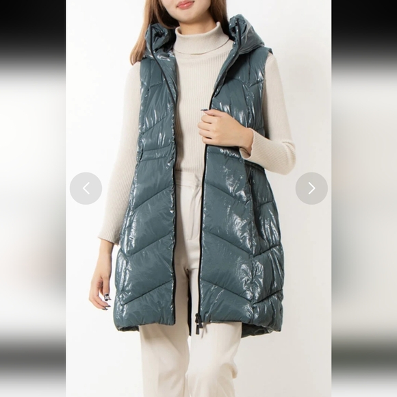 NWT Women's  Insulated Longline Puffer Waterproof Vest, M - Picture 2 of 16
